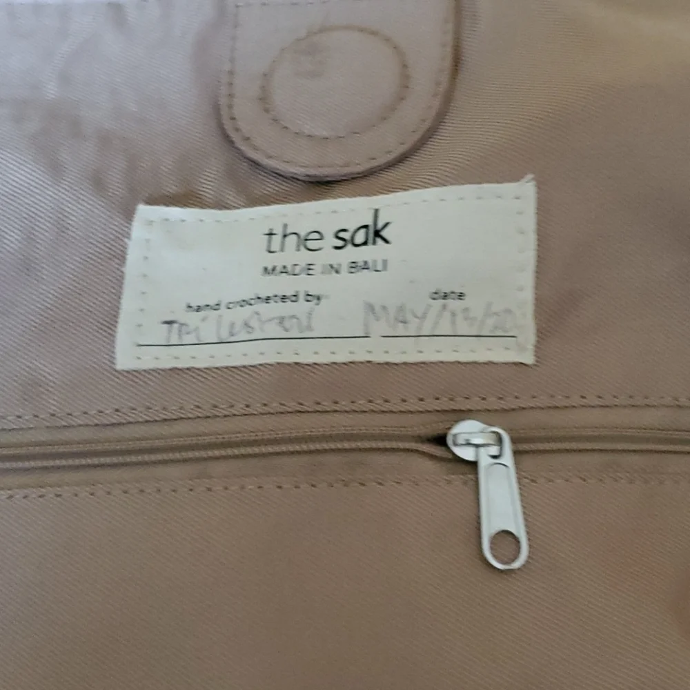 The sak only one made with two bags / bracelet namaste only bag ever made